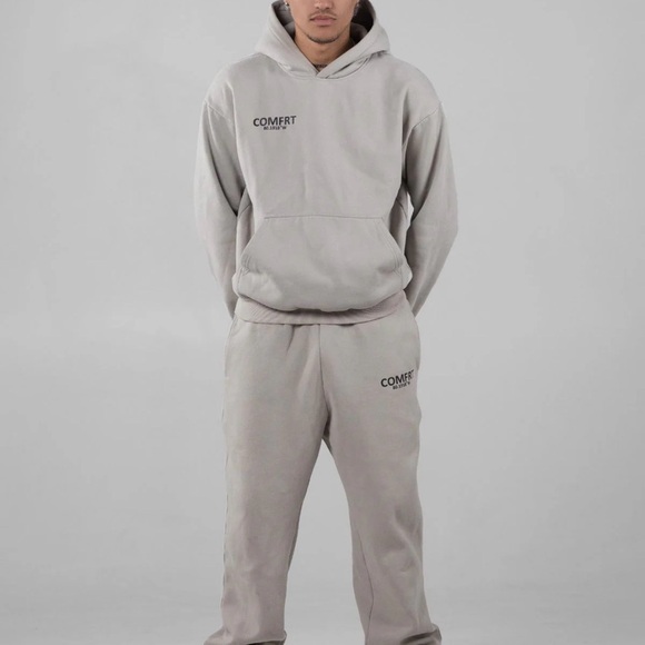 NWOT/ Unisex Hoodie and Sweatpant Set - Picture 4 of 5